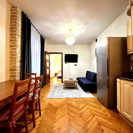 Starowislna St *